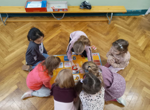 Przedszkolaki w naszej szkole