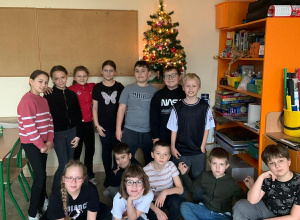 3A - Przygotowania do wigilii klasowej.